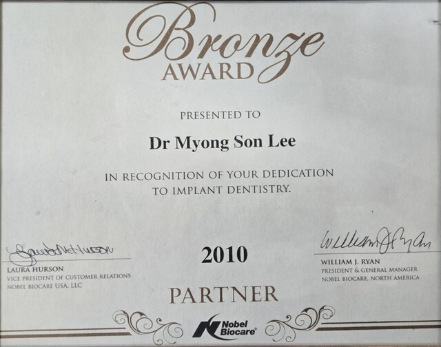 Original certificate photograph, issued to Dr. Myong Son Lee — Bronze Award, 2010